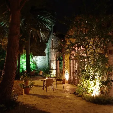 Hotel La Fauvelle Thuir